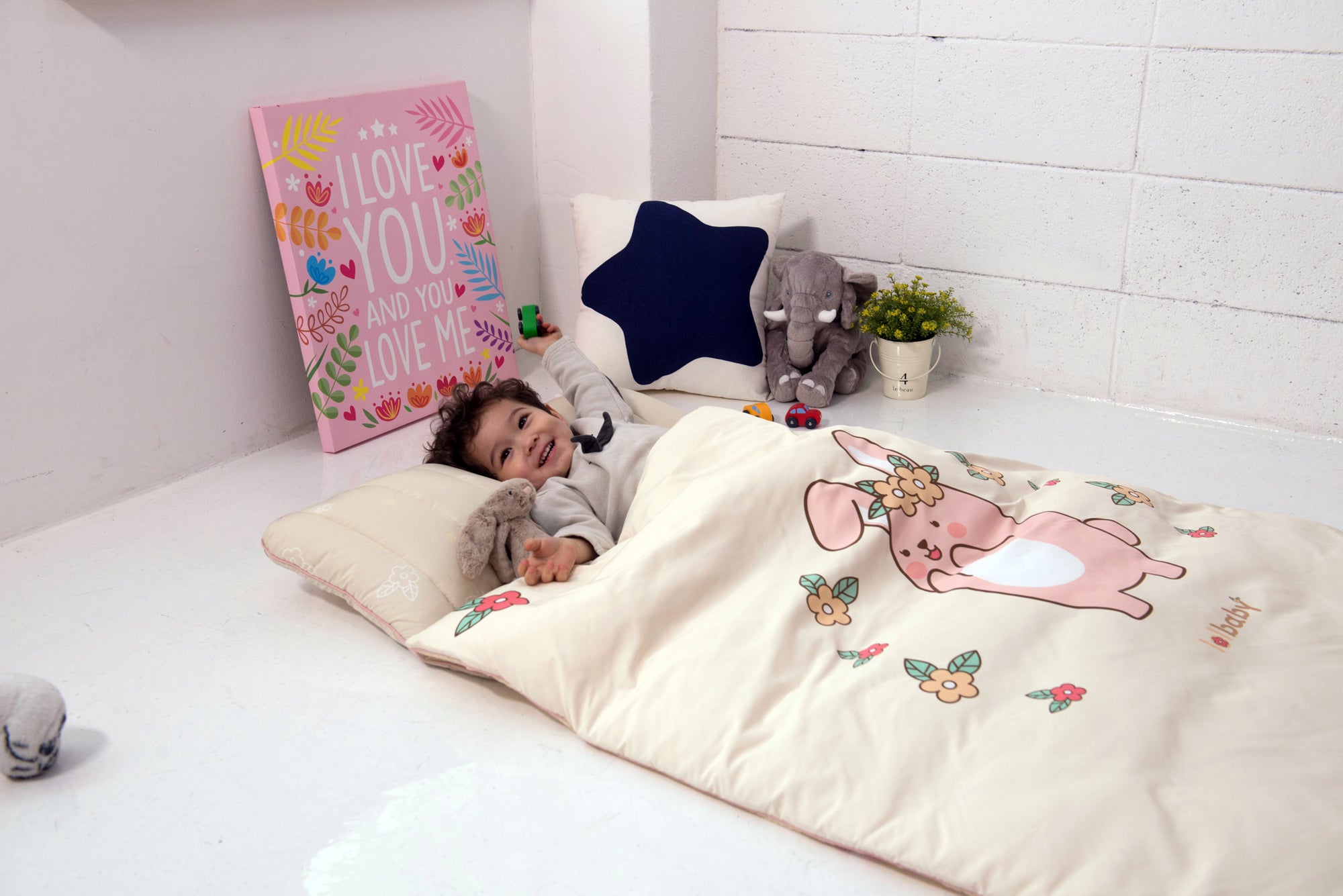 Portable Microfiber Nap Bedding Set - Shy Rabbit